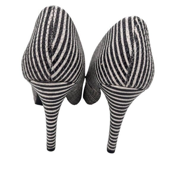 Seychelles Black & White Stripe Heels Rubber Sole Pointed Toe - Picture 2 of 9
